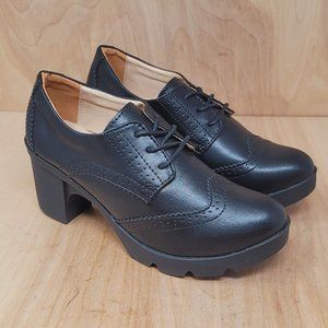 Fashion Women's Clogs Size 8.5 M EUR 40 Black Heeled Wing Tip Dress Shoes